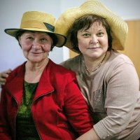 Маша и Ира. :: Георгиевич 