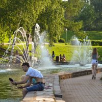 Лето. Парк. Фонтаны. :: Михаил Курзанцев
