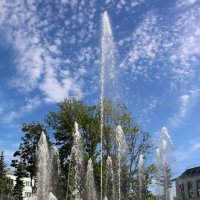 На площадях Петергофа :: Ольга 