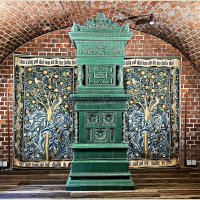 Музей Блокгауз. Изразцовая печь и гобелен :: Валерия Комова