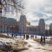 Весна... Солнечный день в Царицыно :: Nyusha .