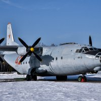 АН-12 :: Юрий Гладилин