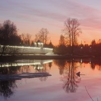 Вечер на реке Тихвинка :: Сергей Кочнев