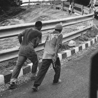 "Дорогу осилит идущий..." :: Владимир Нефедов