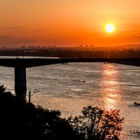 Кама, коммунальный мост, закат :: Андрей