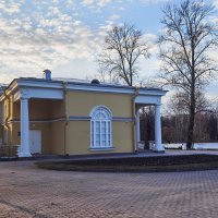 Парк Победы. Павильон шахматно - шашечный ( кинотеатр "Глобус") . :: Лилия * Парк Победы. Павильон шахматно - шашечный ( кинотеатр "Глобус") . :: Лилия *