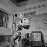 Александр Мицкевич / моноспектакль "Соло на чемодане" :: zavitok *