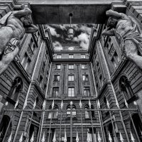 Атланты дома Веге :: Евгений 