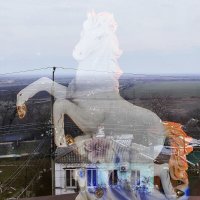 Конь над городом :: Юрий Гайворонскiий