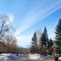 2 апреля в городском сквере :: Галина Нестратова 2 апреля в городском сквере :: Галина Нестратова