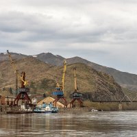 Усть-Каменогорск :: Дмитрий 