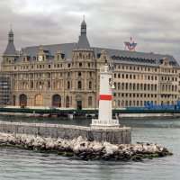 Маяк на Мраморном море :: skijumper Иванов