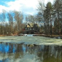 Дом у озера :: Леонид leo