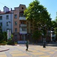 Керчь. Дом по ул. Ленина 10. :: Пётр Чернега