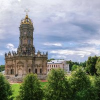 Церковь иконы Божьей Матери Знамение в п.Дубровицы :: Олег Подлесных