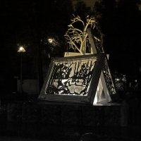 Фонтан Искусств или Вдохновение ночью. :: ИРЭН@ .