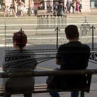 Двое у Исаакиевского собора. :: Валерий Пославский