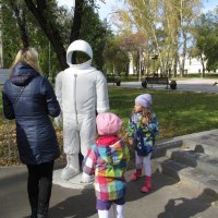 Примерка не состоялась...Великоват скафандр... :: Galaelina ***