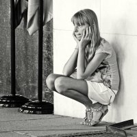 В сторонке :: СЮ