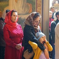 Господь терпел и нам велел... ох не легко отстоять праздничную службу :: Владимир Хиль