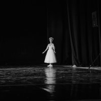 «Её первый пуант» :: Денис Некрасов