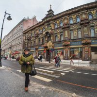 Городская Зарисовка :: юрий поляков