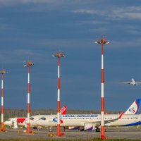 Самолёт уносит в даль :: Денис Трофимов