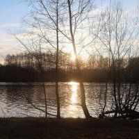 Вечер на реке :: Дмитрий И_