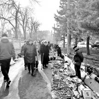 Бишкек, барахолка на улице :: Фотогруппа Весна Бишкек, барахолка на улице :: Фотогруппа Весна
