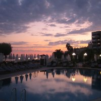 Вечер, бассейн :: ZNatasha -