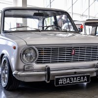 ВАЗ :: Юрий Гладилин