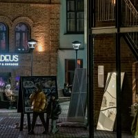 В городе вечер... :: Сергей Шатохин 