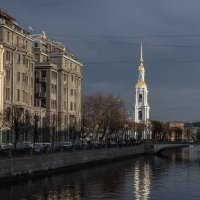 Вечерние контрасты Петербурга :: Борис Генкин