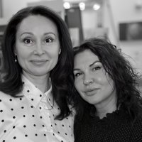 Оксана и Ольга :: Игорь Корф