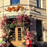 в солнечный день на Невском проспекте :: Anna-Sabina Anna-Sabina