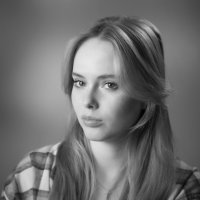 Настя :: Михаил Онипенко