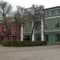 В старых домах песочниц не бывает :: Gen Vel