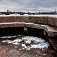 Недалеко от Троицкого моста :: Eugene *