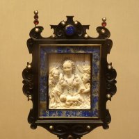 Женщина с детьми / Австрия / слоновая кость / 1604 :: zavitok *