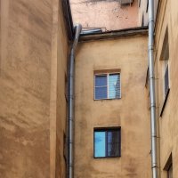 Питерский дворик. :: Лилия *