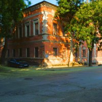 Феодосия. Дом по ул. Багаевского 6. :: Пётр Чернега
