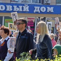 Шествие полка... :: Андрей Катков