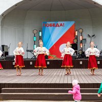 В  саду Эрмитаж :: Александр 