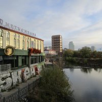 Екатеринбург :: Елена Шаламова