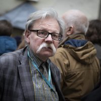 Поклонник тврчества Б. Окуджавы. :: Николай Галкин 