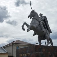 Пугачёв. Конная статуя В.И.Чапаева :: Олег Манаенков