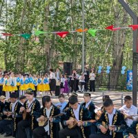 Праздник :: Андрей Хлопонин