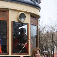 фото с ...трамваем :: Олег Лукьянов