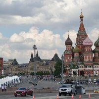 Васильевский спуск :: <<< Наташа >>>