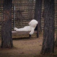 Не шумите! Отдыхаю! Детский уголок. Огромный медведь почти во всю длину кровати. :: Лилия * Не шумите! Отдыхаю! Детский уголок. Огромный медведь почти во всю длину кровати. :: Лилия *
